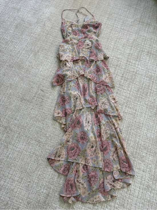 Astr Dresses & Skirts - ASTR Dusty Rose and Light Blue Floral High-Low Tiered Maxi Dress